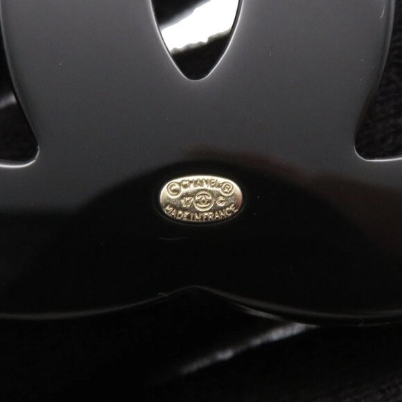 CHANEL CC Logo Star Brooch Plastic/Metal/Rhinestone Black/Multicolor - Picture 7 of 9